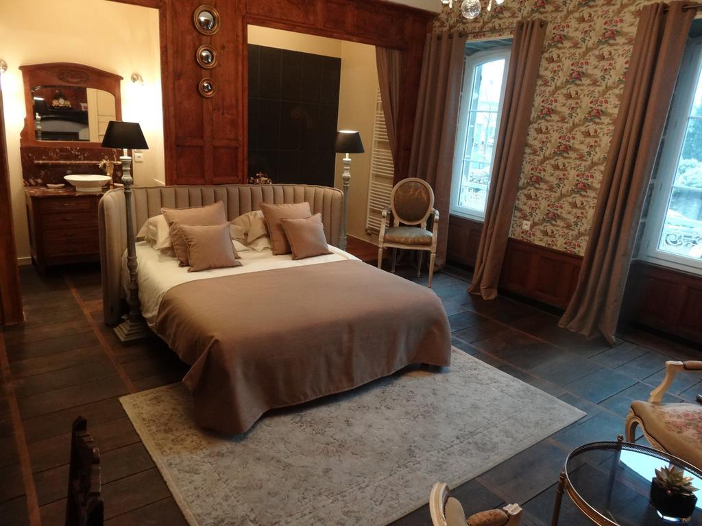 La Bromontoise Chambres D'Hotes Pontgibaud Rum bild
