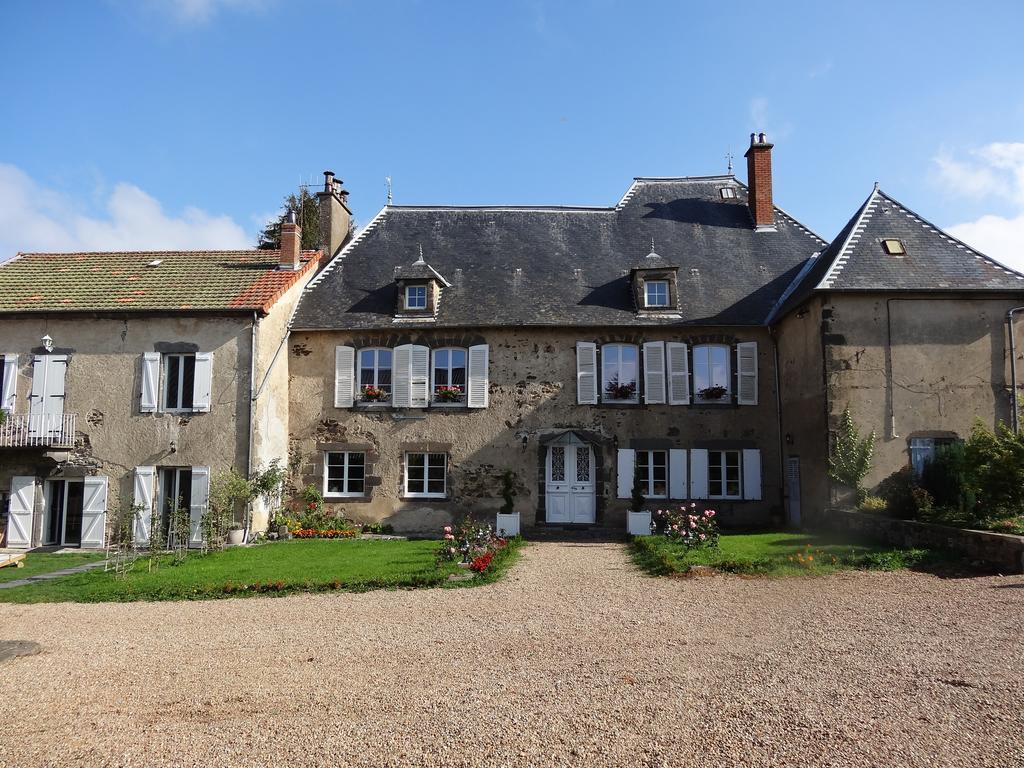 La Bromontoise Chambres D'Hotes Pontgibaud Exteriör bild
