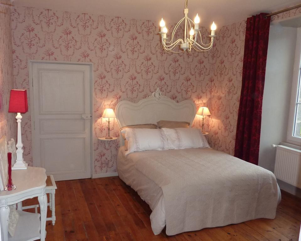 La Bromontoise Chambres D'Hotes Pontgibaud Rum bild